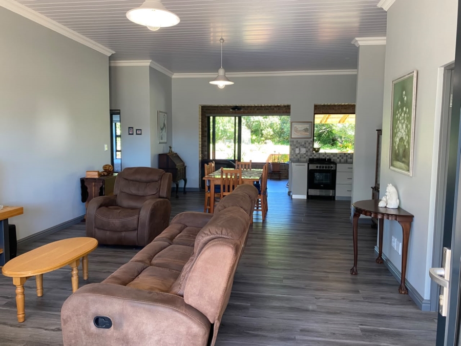2 Bedroom Property for Sale in Stilbaai Wes Western Cape
